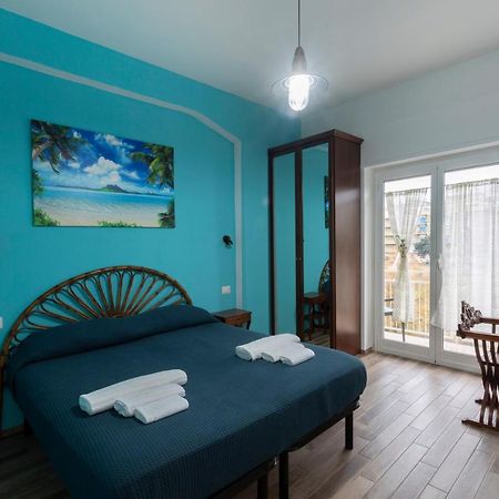 Hotel Violetta à Ostie Extérieur photo