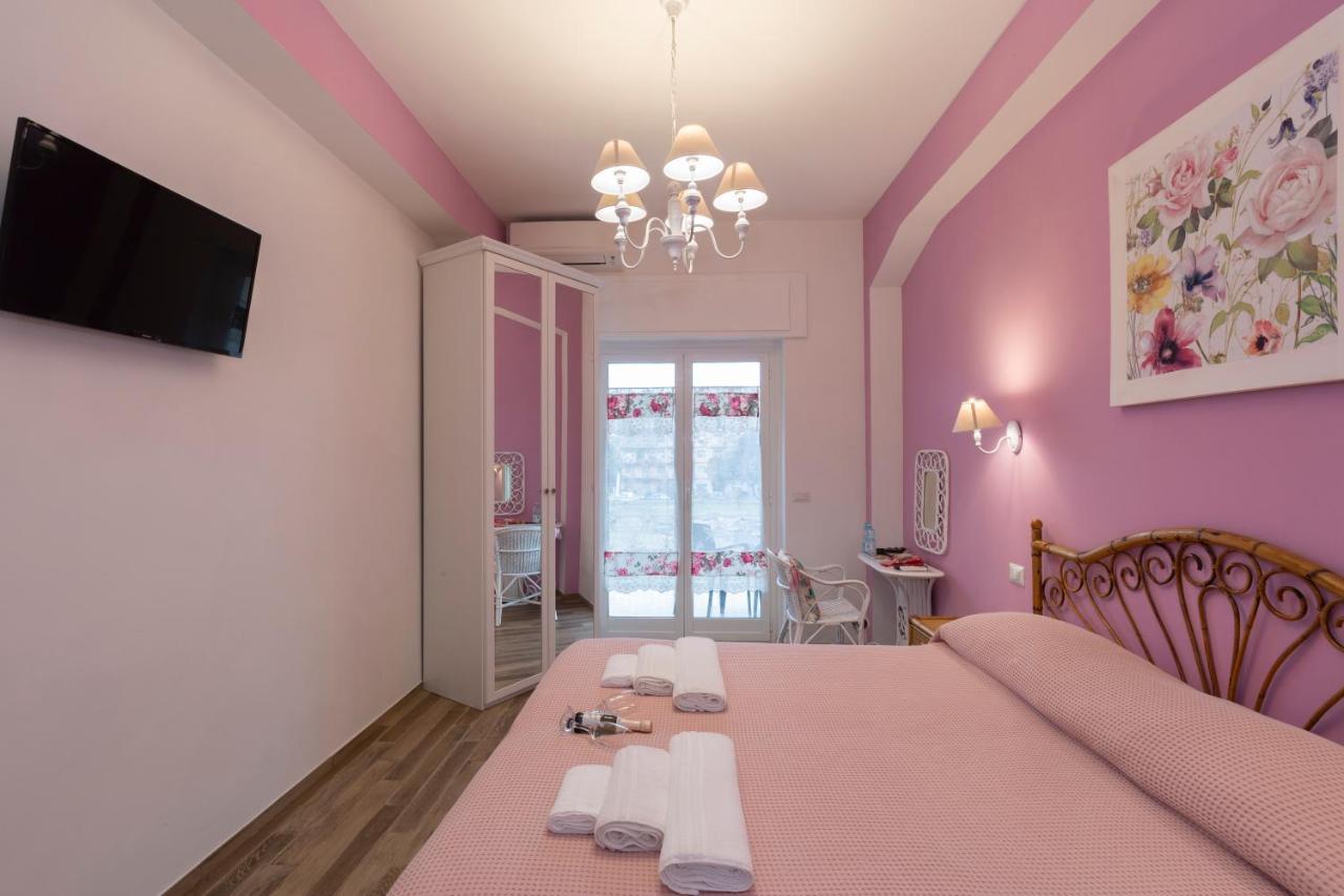 Hotel Violetta à Ostie Extérieur photo