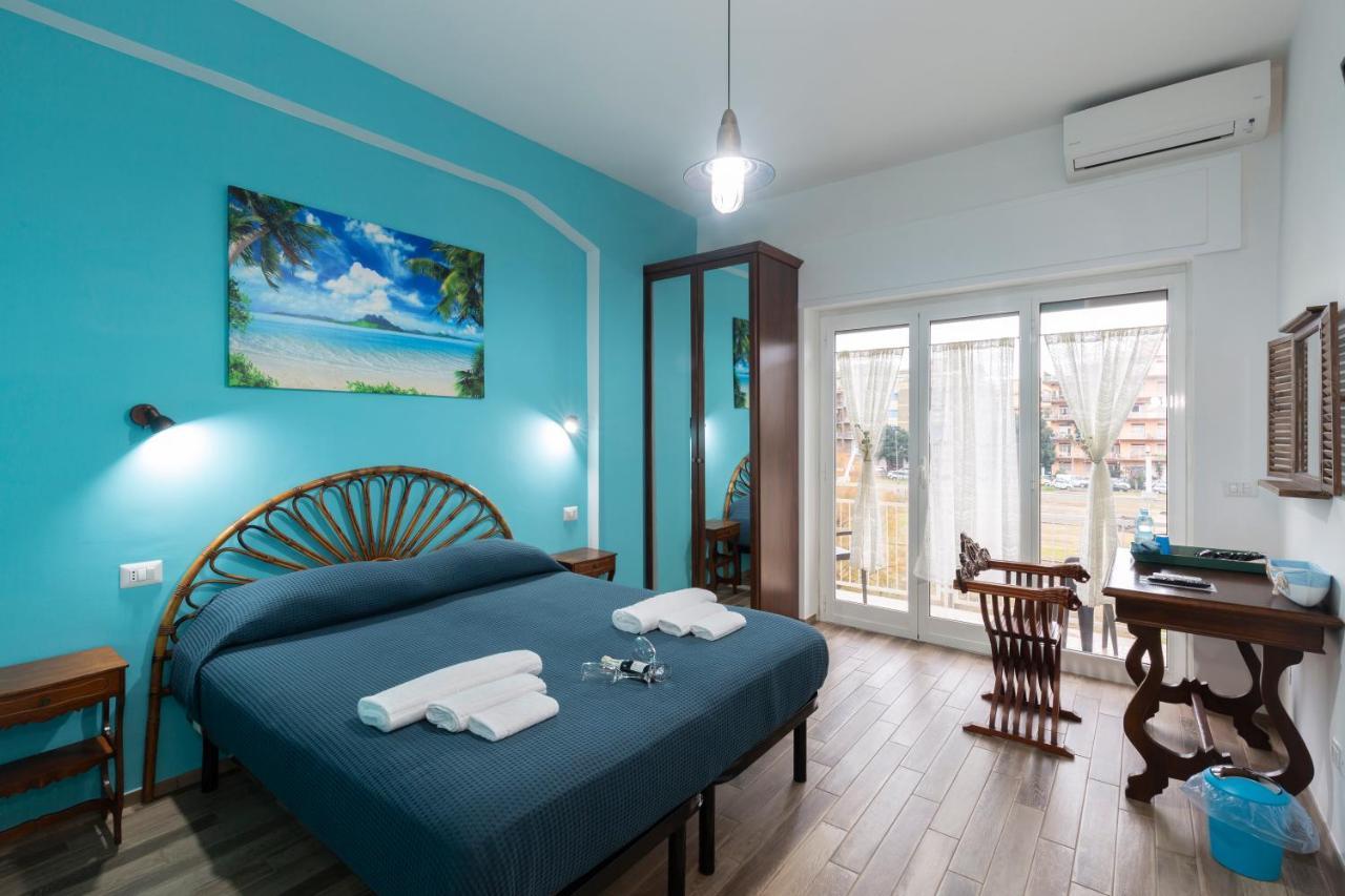Hotel Violetta à Ostie Extérieur photo