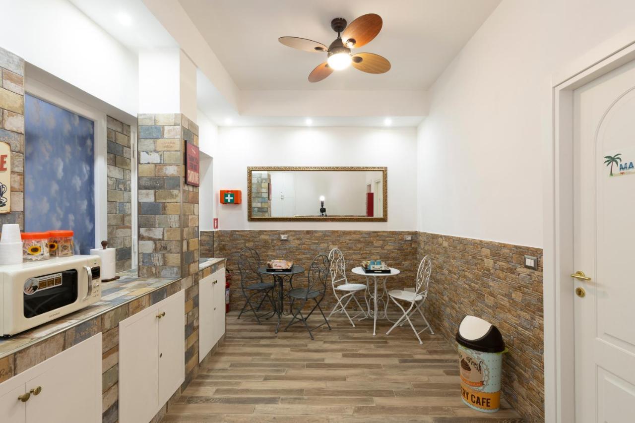Hotel Violetta à Ostie Extérieur photo